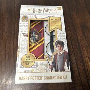 Harry Potter Character Kit Neck Tie & Eyeglasses New Gryffindor